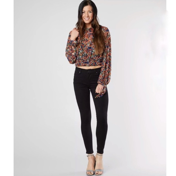 FREE PEOPLE ALL DOLLED UP CROPPED TOP - Picture 4 of 4